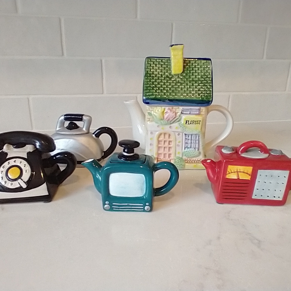 Tiny Teapot Lot